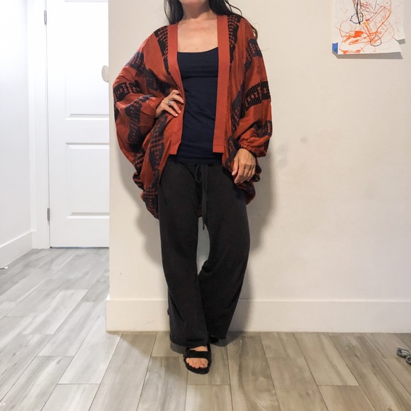 universal thread cardigan - Picture 2 of 8